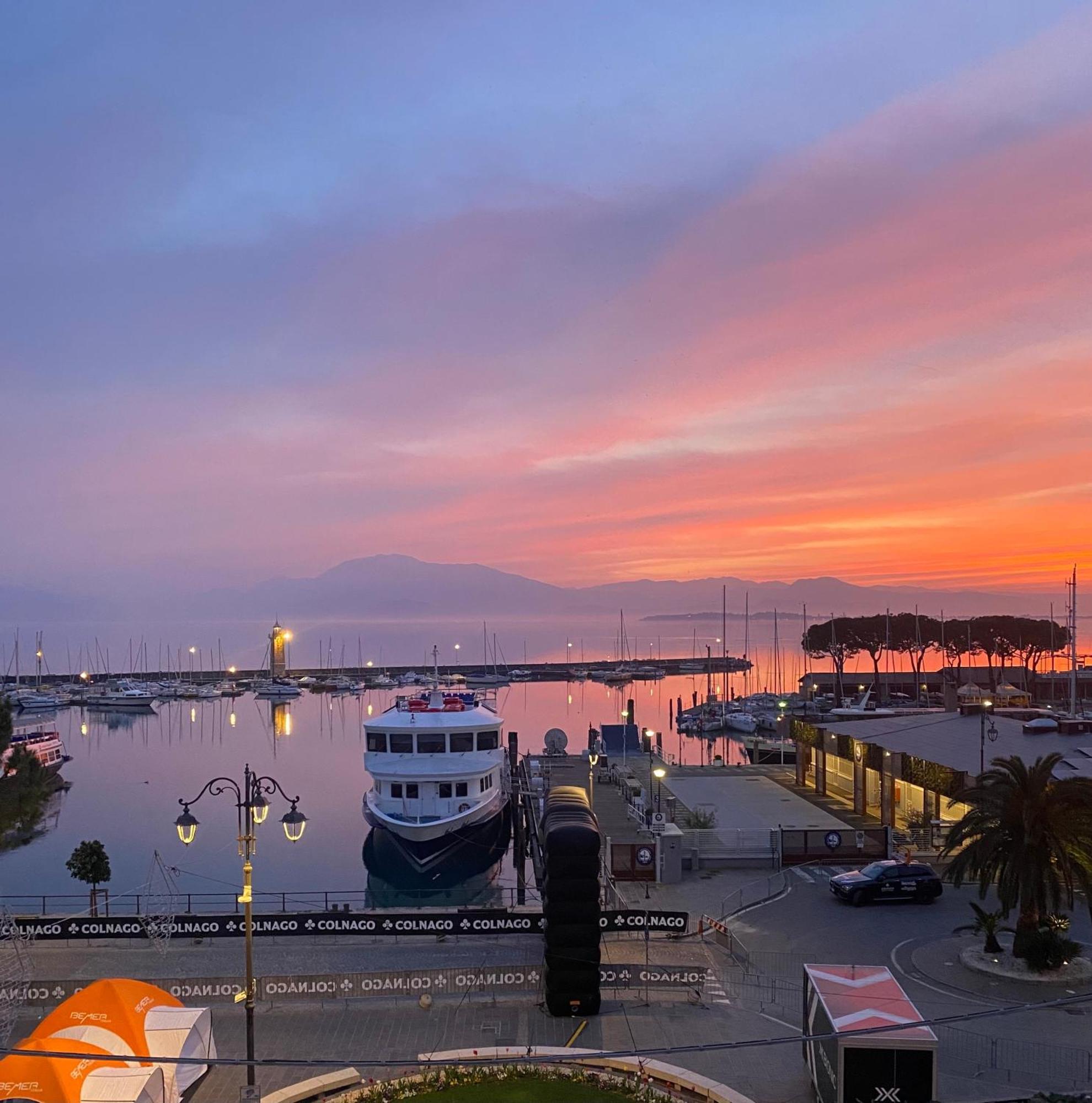 Molino Apartments Desenzano del Garda Exterior photo